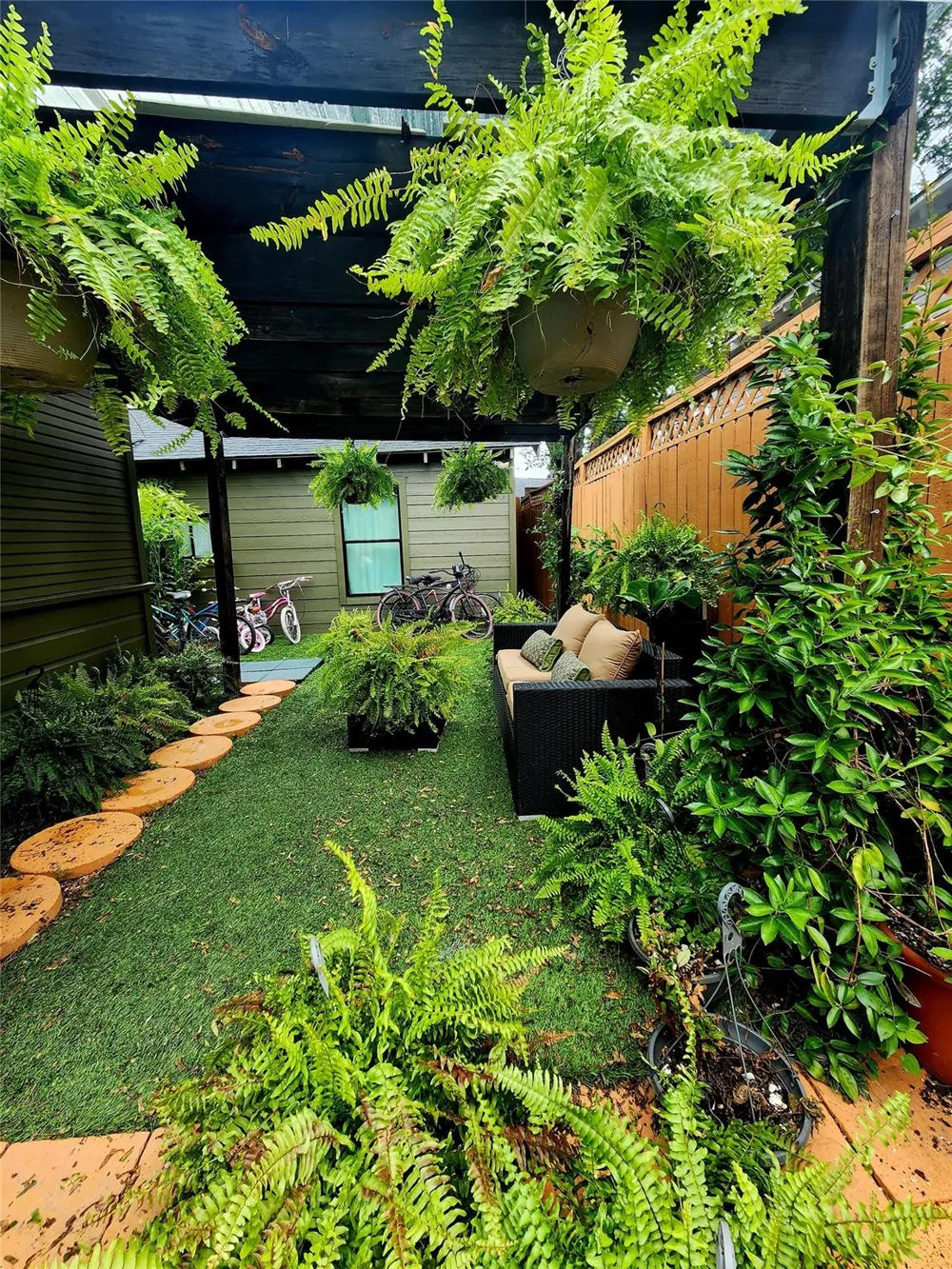 606 Vincent Street Houston, TX 77009
