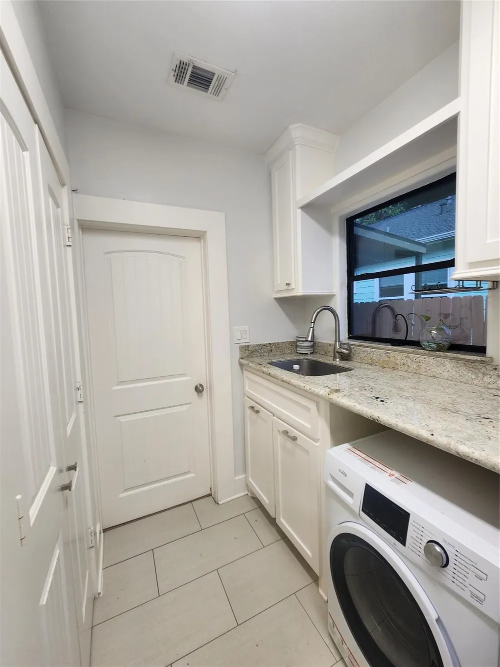 606 Vincent Street Houston, TX 77009