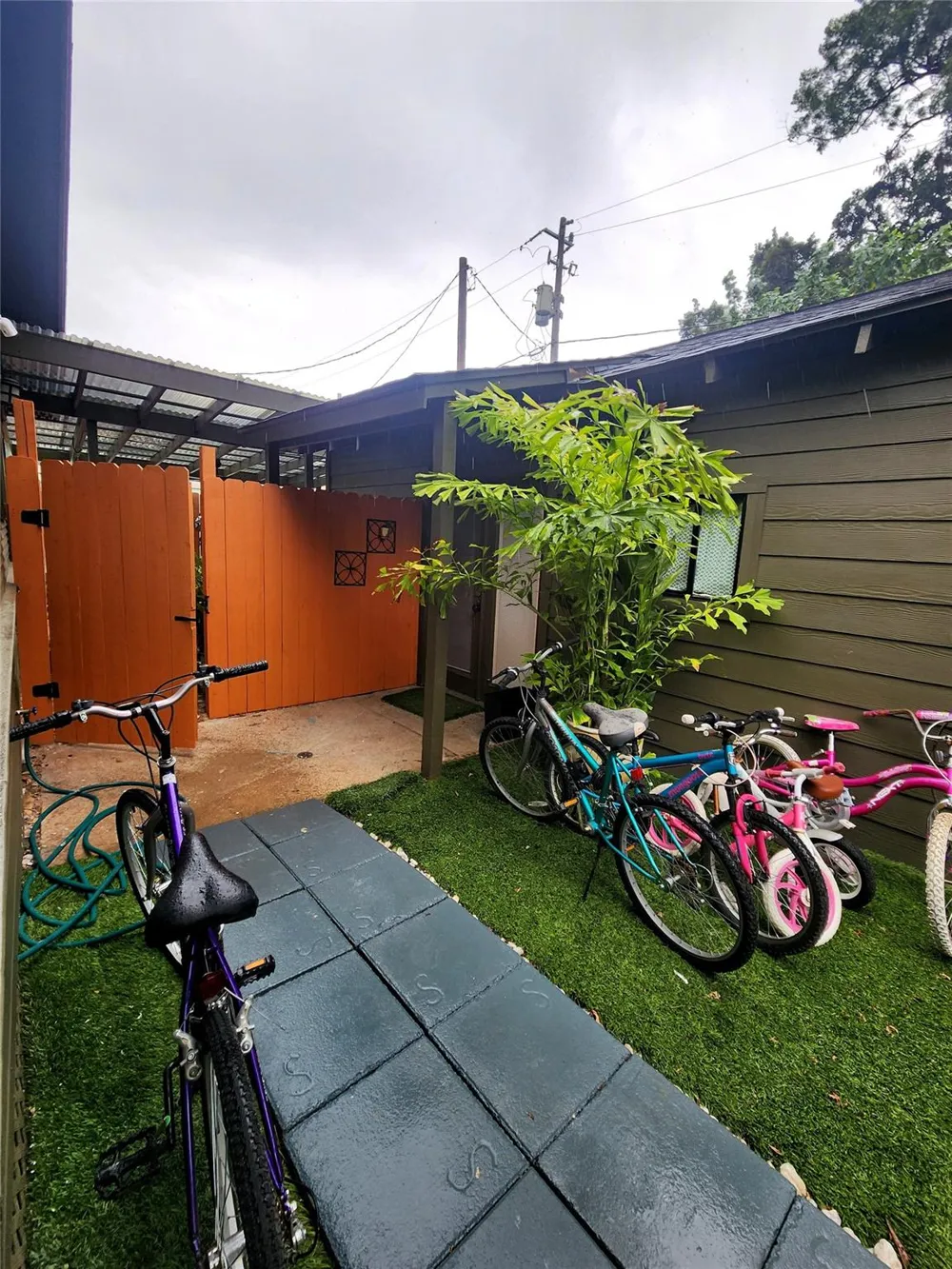 606 Vincent Street Houston, TX 77009