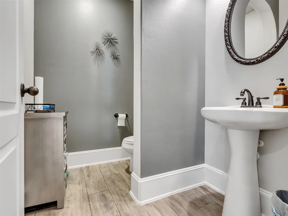 10302 Muir Peak Drive Rosharon, TX 77583