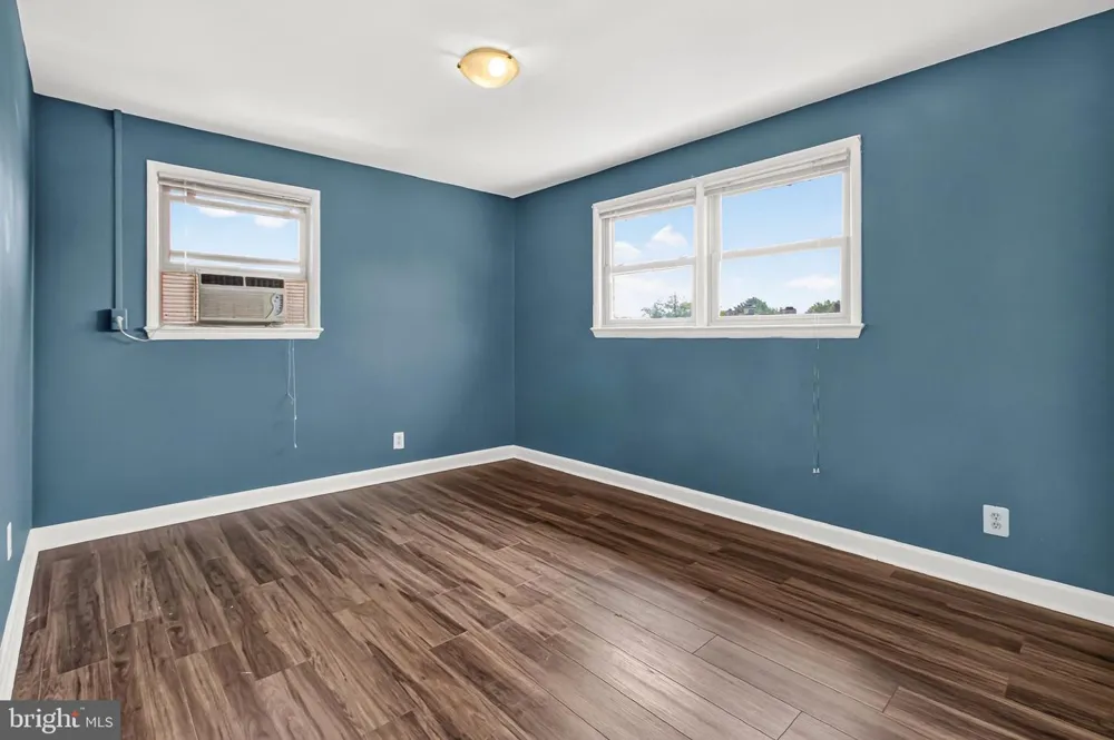 4635 20TH ROAD #10 Arlington, VA 22207