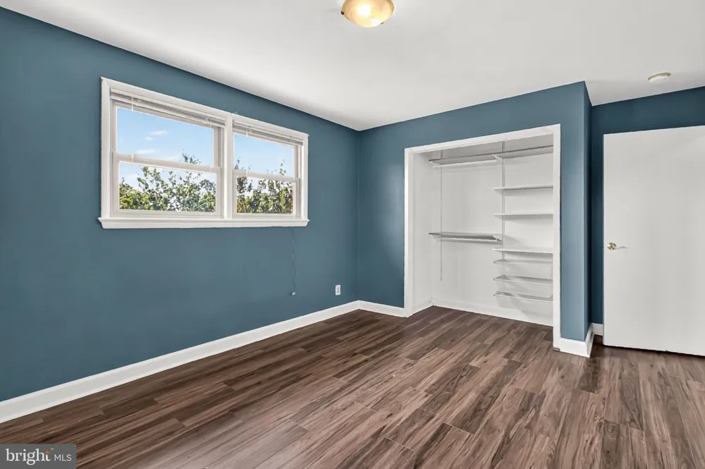 4635 20TH ROAD #10 Arlington, VA 22207