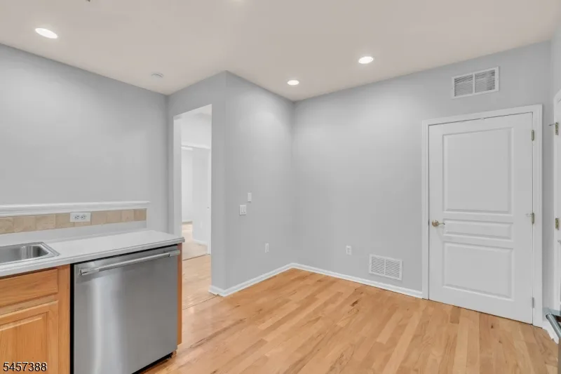 3210 Chesterwood Way #3210 Unit 3210 Franklin, NJ 08873