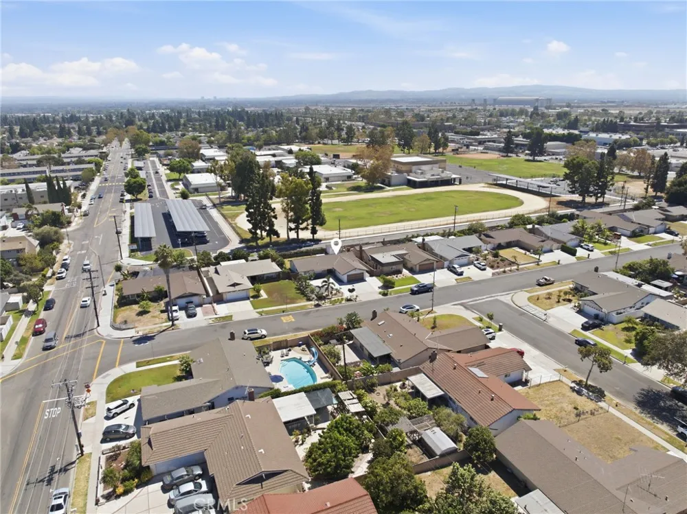 14762 Carfax Tustin, CA 92780