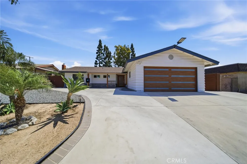 14762 Carfax Tustin, CA 92780