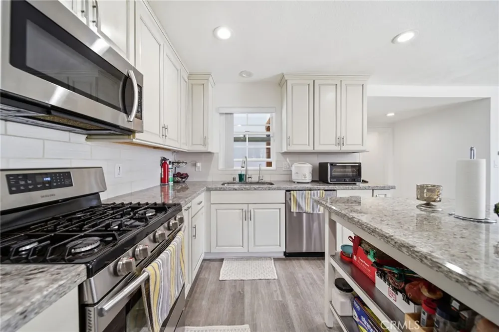 14762 Carfax Tustin, CA 92780