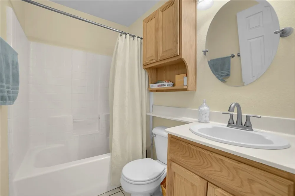 14426 Laguna Court Adelanto, CA 92301
