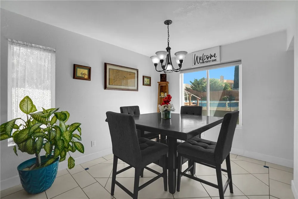 14426 Laguna Court Adelanto, CA 92301