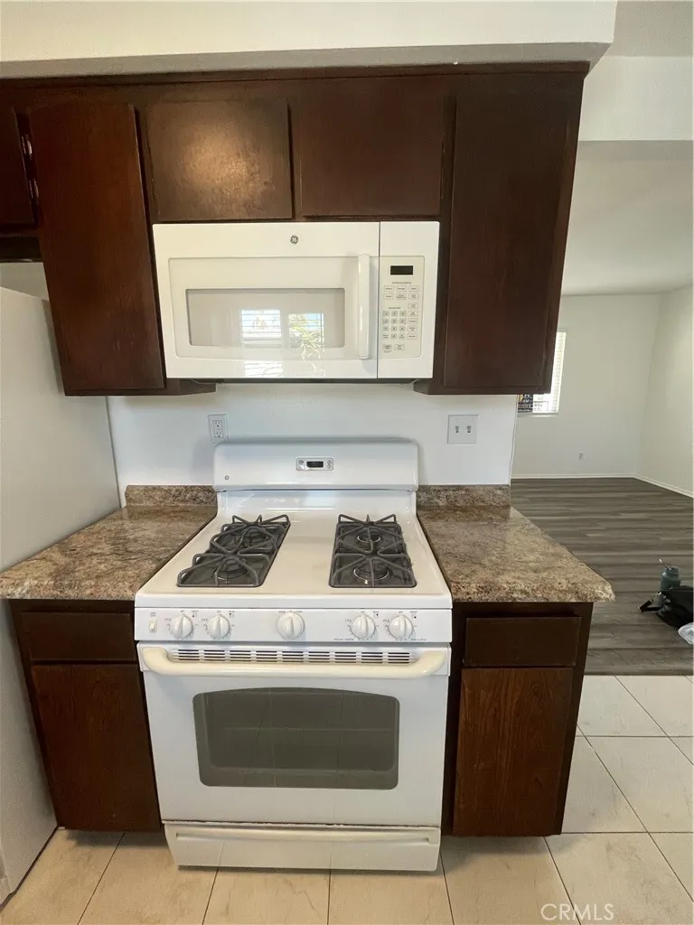 119 17th Street #C Huntington Beach, CA 92648