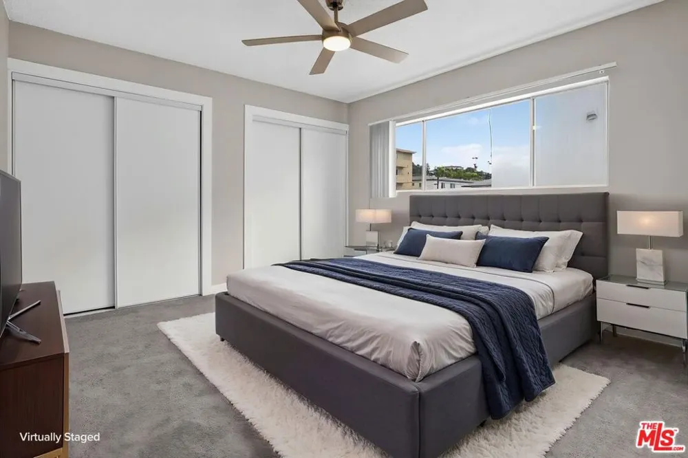5361 Russell Avenue #305 Los Angeles, CA 90027