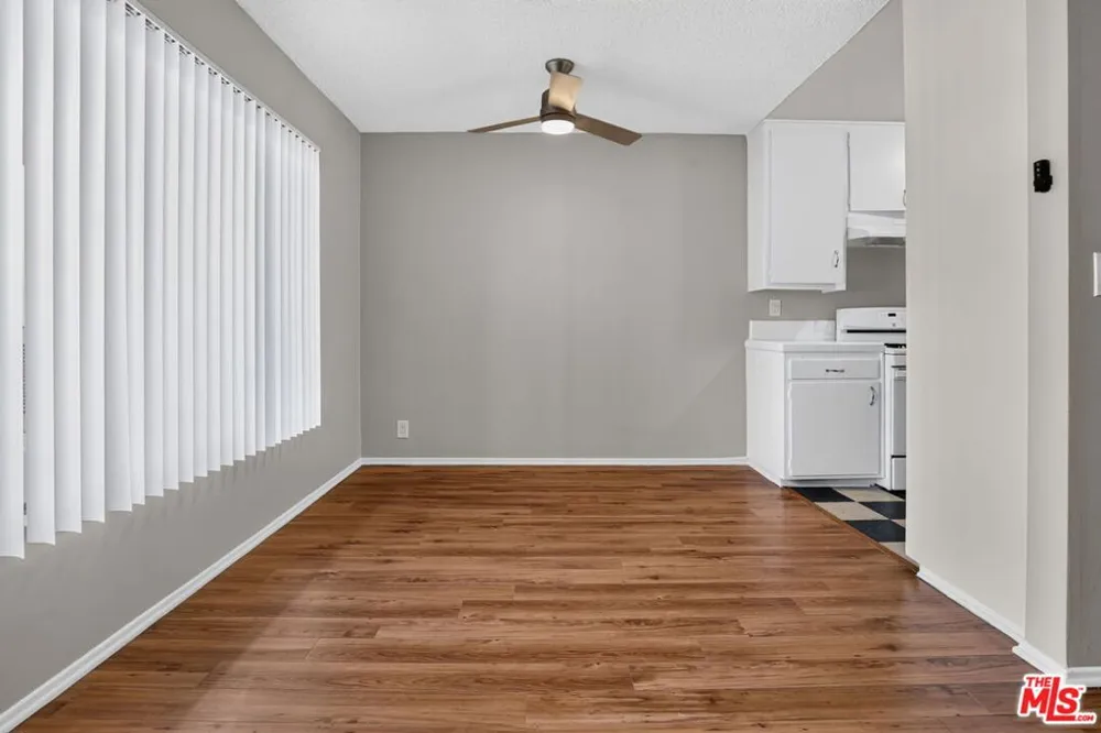 5361 Russell Avenue #305 Los Angeles, CA 90027