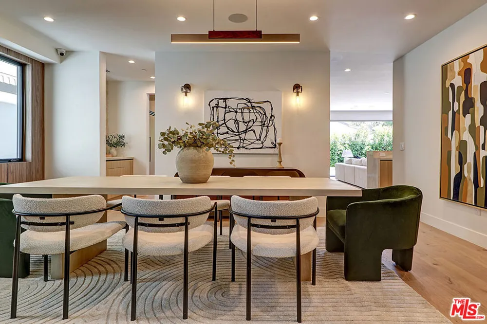 846 Dickson Street Marina del Rey, CA 90292