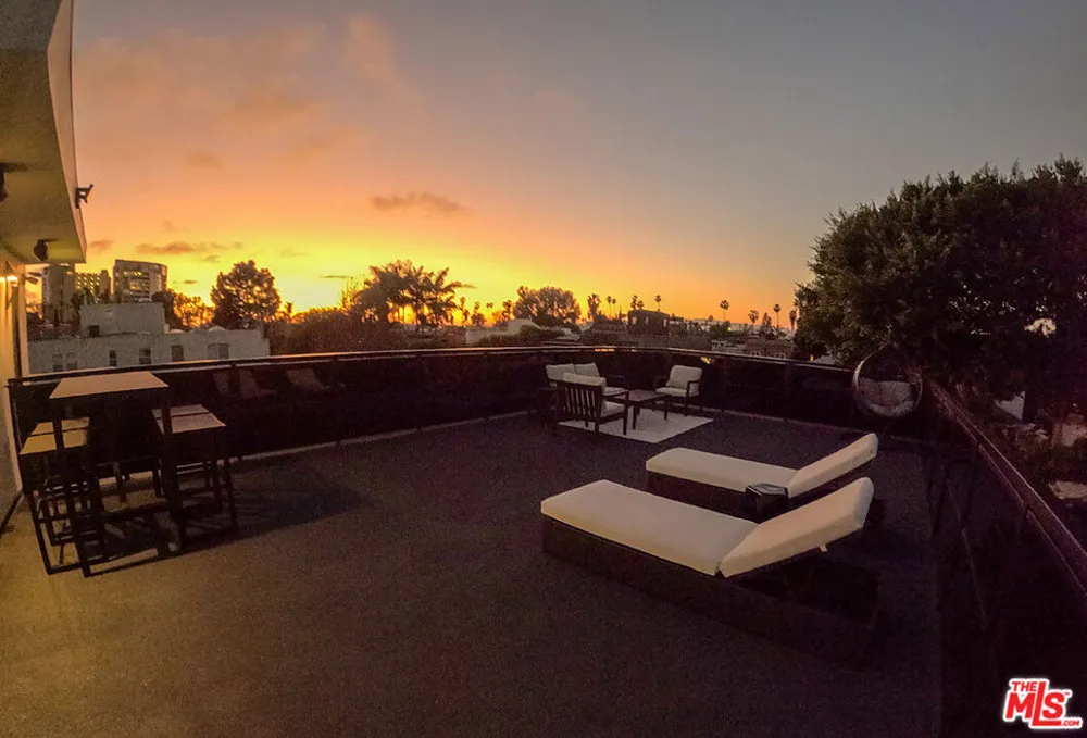846 Dickson Street Marina del Rey, CA 90292