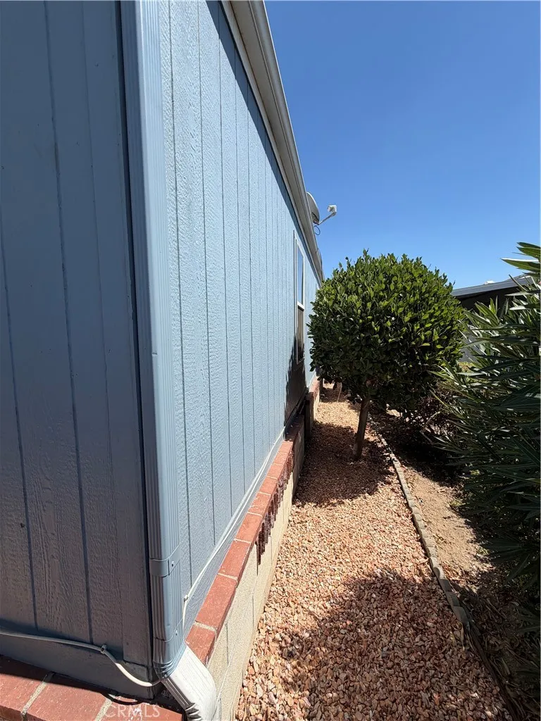 2692 Highland Avenue #80 Highland, CA 92346