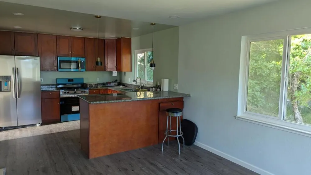 1187 Overlook Avenue Hayward, CA 94542