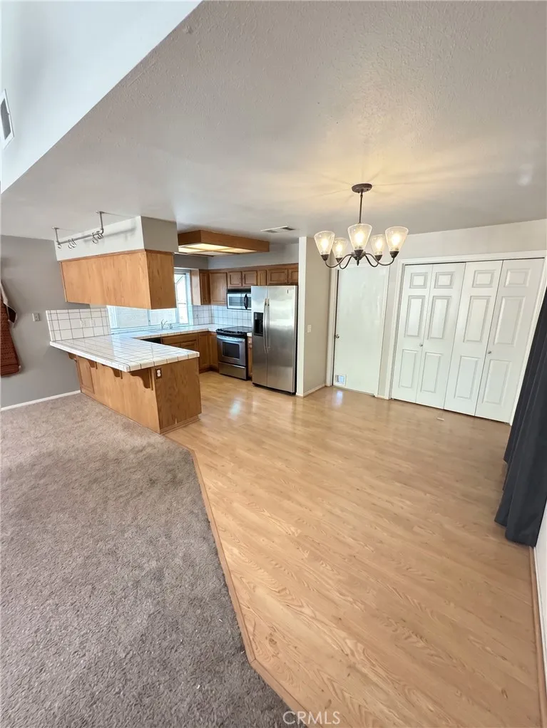 1147 Mirror Lake Merced, CA 95340