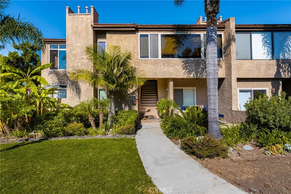 16877 Bluewater Lane Huntington Beach, CA 92649