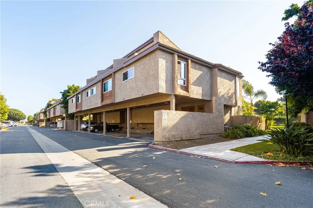16877 Bluewater Lane Huntington Beach, CA 92649