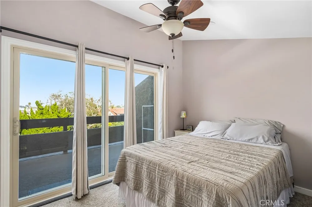16877 Bluewater Lane Huntington Beach, CA 92649