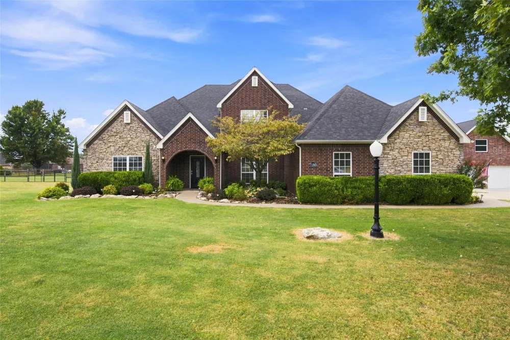 7180 197th East Avenue Owasso, OK 74055