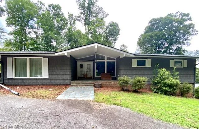 2082 Mountain Valley Church Road North Wilkesboro, NC 28659
