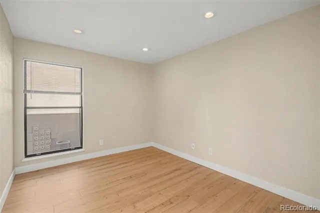 9867 E Peakview Avenue #E06 Englewood, CO 80111