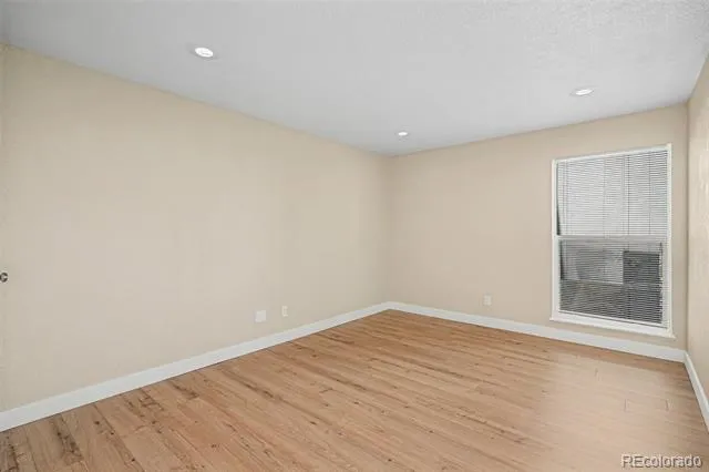 9867 E Peakview Avenue #E06 Englewood, CO 80111