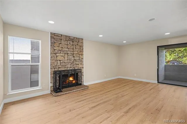 9867 E Peakview Avenue #E06 Englewood, CO 80111