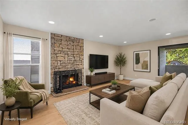 9867 E Peakview Avenue #E06 Englewood, CO 80111