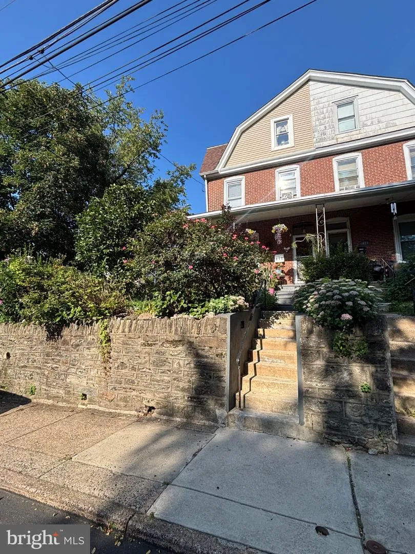 415 VALLEY ROAD Elkins Park, PA 19027