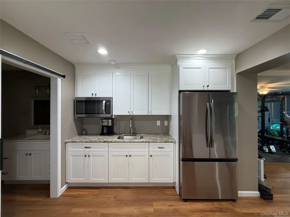 2096 Route 6 Middletown, NY 10940