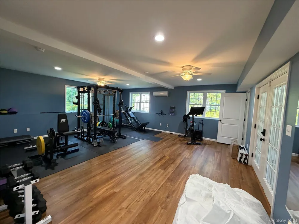 2096 Route 6 Middletown, NY 10940