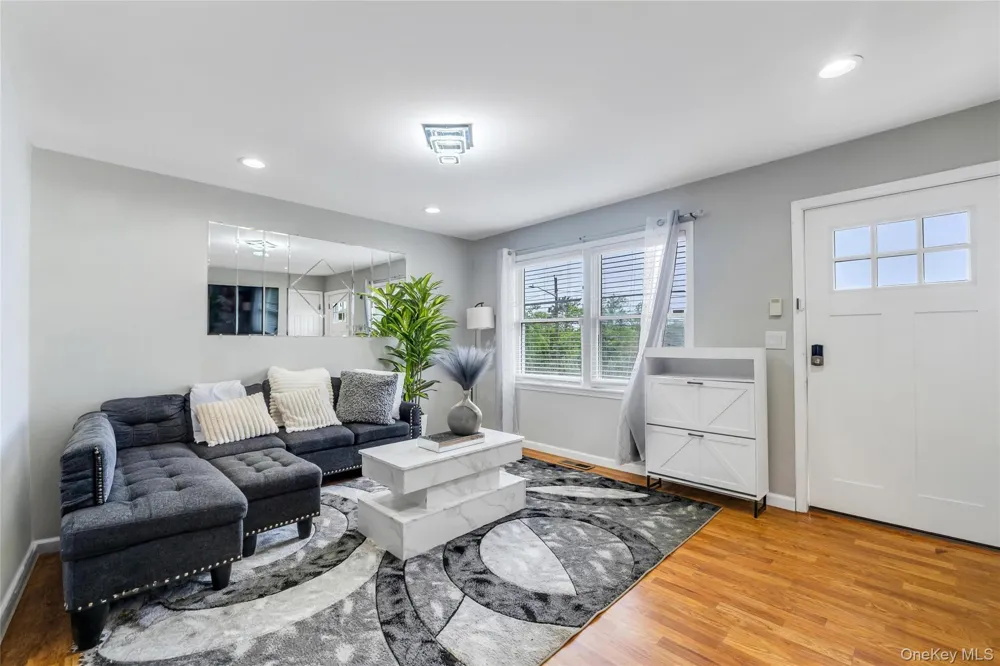 23 Hemlock Drive Mastic Beach, NY 11951