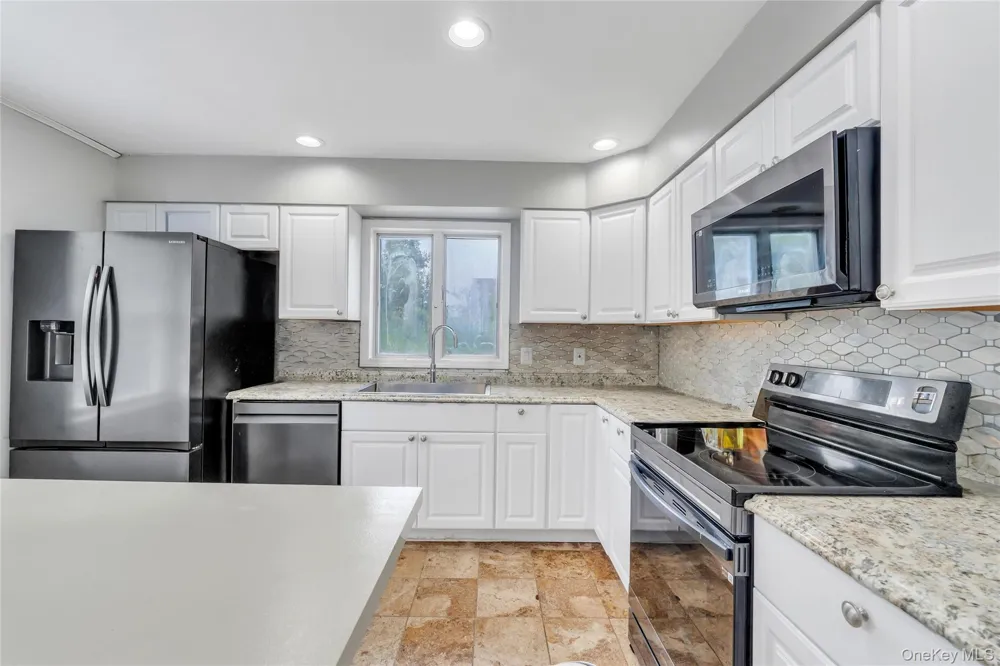 23 Hemlock Drive Mastic Beach, NY 11951