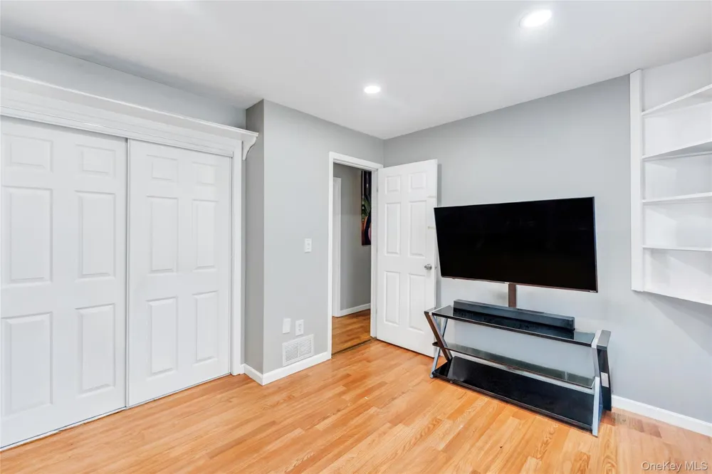 23 Hemlock Drive Mastic Beach, NY 11951