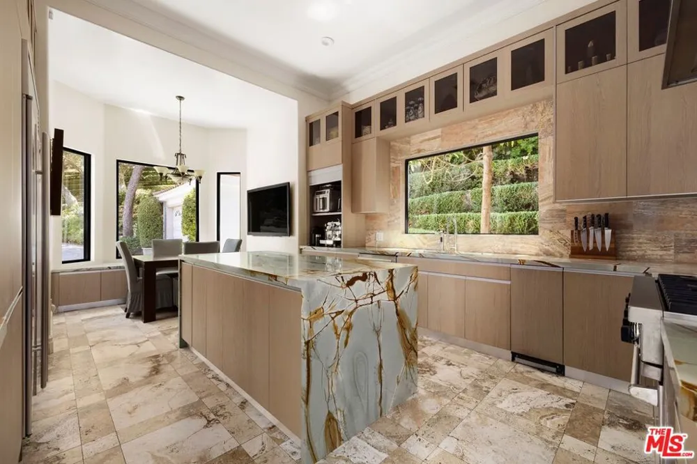 13355 Mulholland Drive Beverly Hills, CA 90210