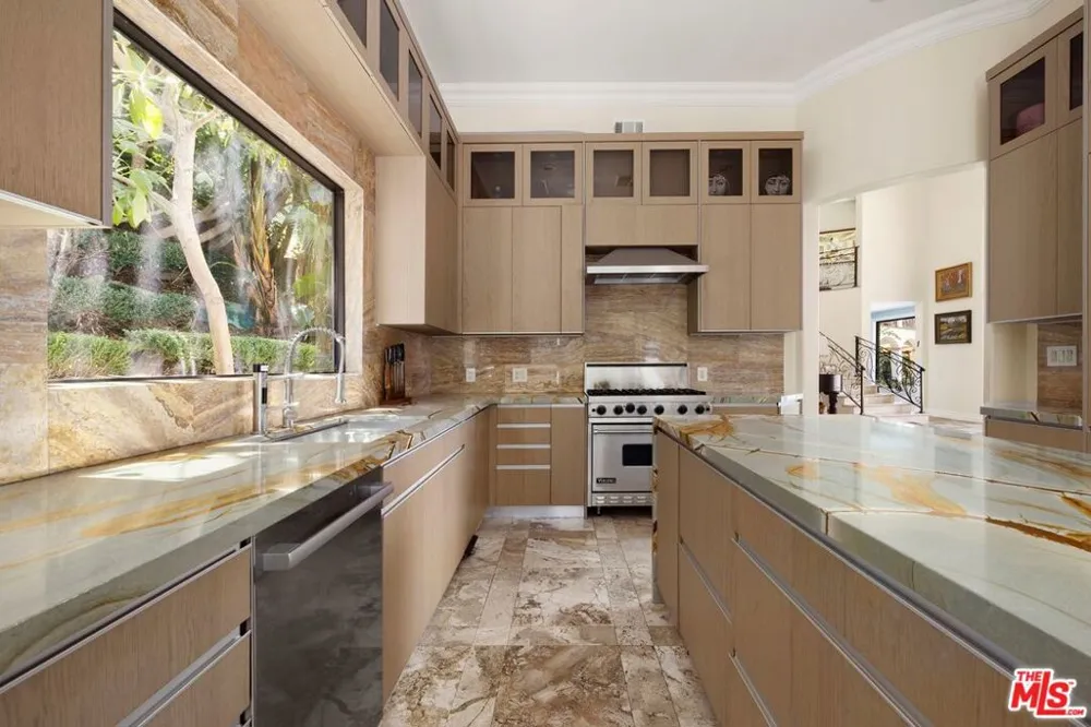 13355 Mulholland Drive Beverly Hills, CA 90210