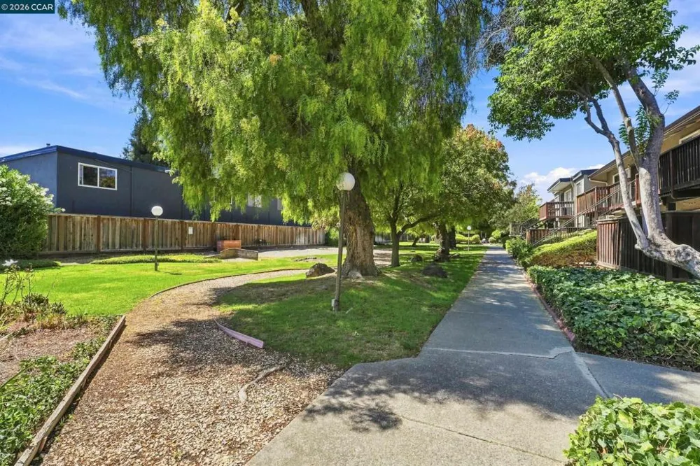 1060 Oak Grove Rd #46 Concord, CA 94518