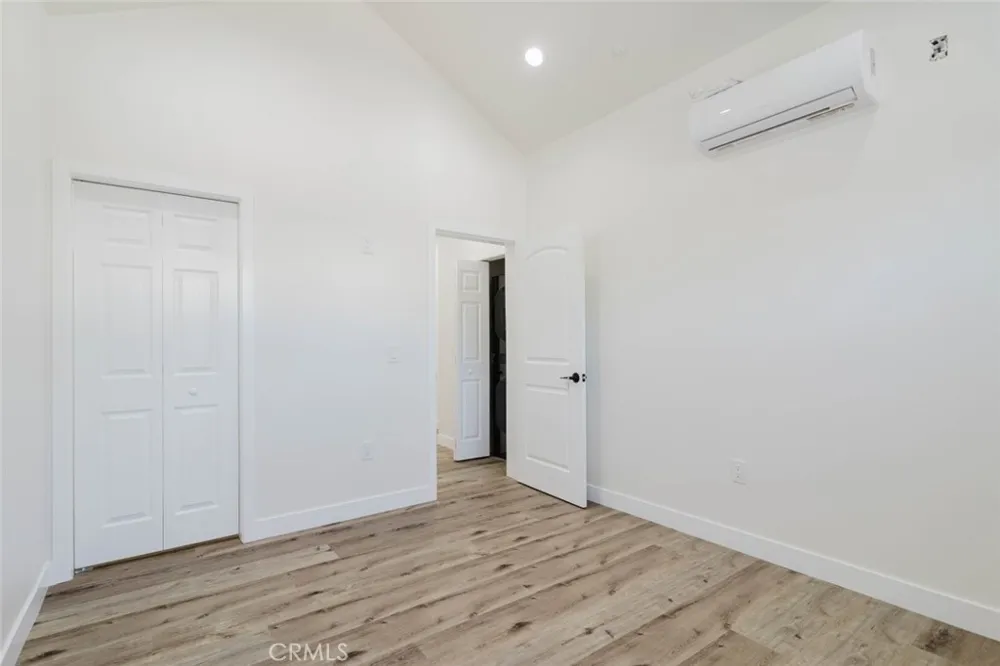 5732 Willowcrest Avenue #3 North Hollywood, CA 91601