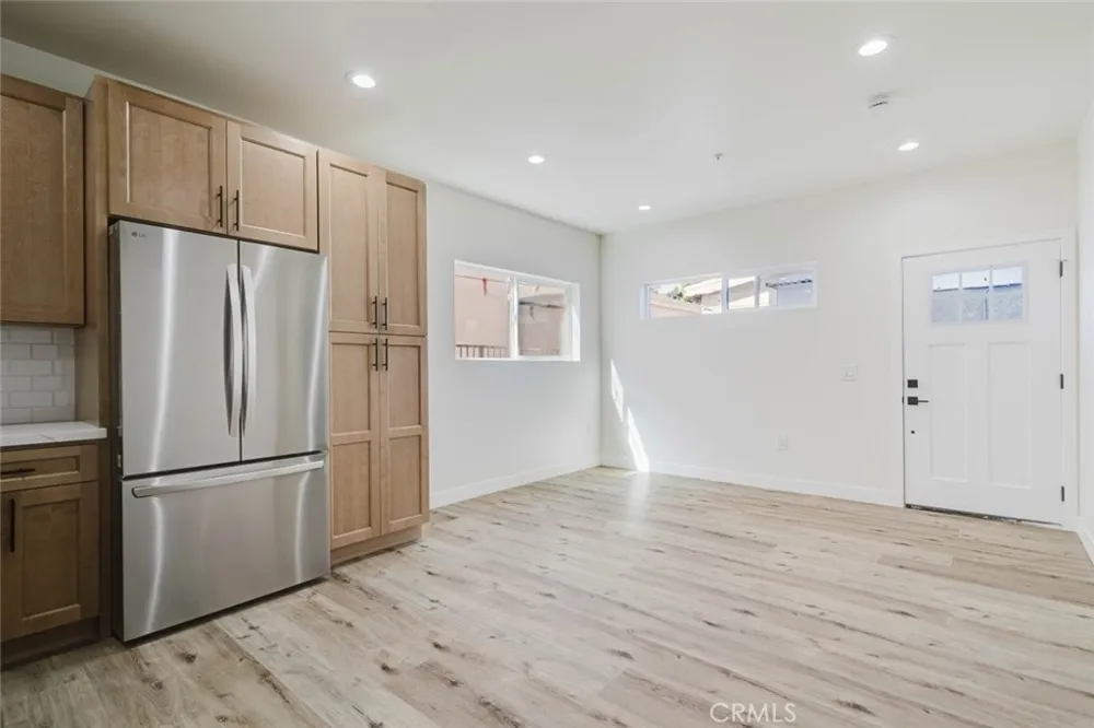 5732 Willowcrest Avenue #3 North Hollywood, CA 91601