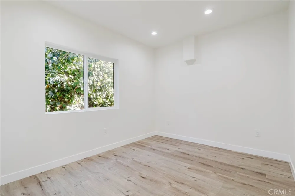 5732 Willowcrest Avenue #3 North Hollywood, CA 91601