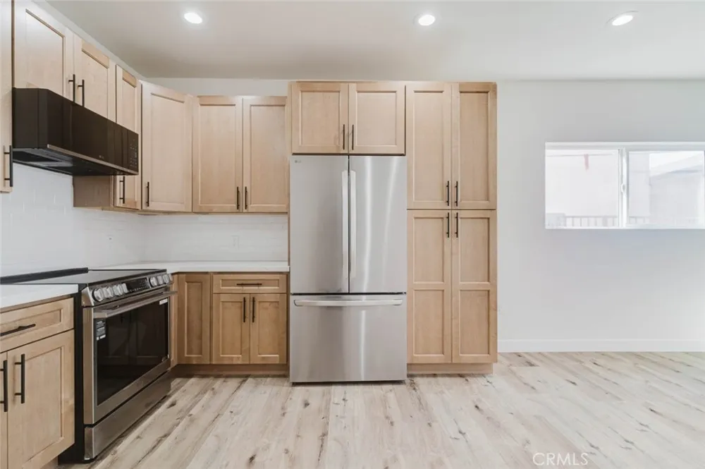 5732 Willowcrest Avenue #3 North Hollywood, CA 91601