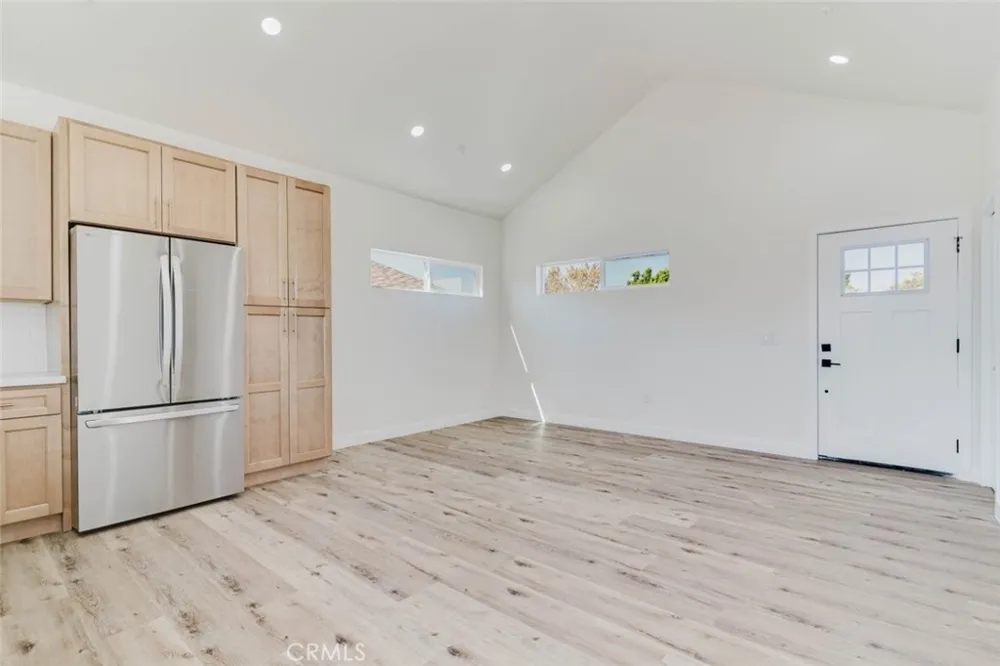 5732 Willowcrest Avenue #3 North Hollywood, CA 91601