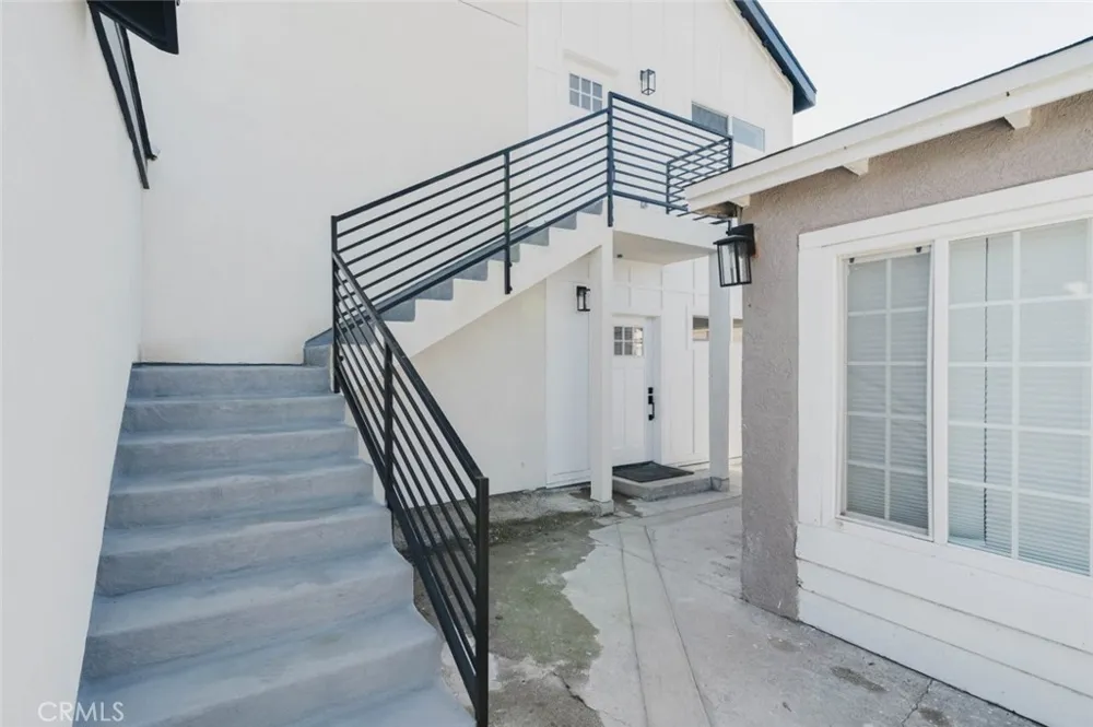 5732 Willowcrest Avenue #3 North Hollywood, CA 91601