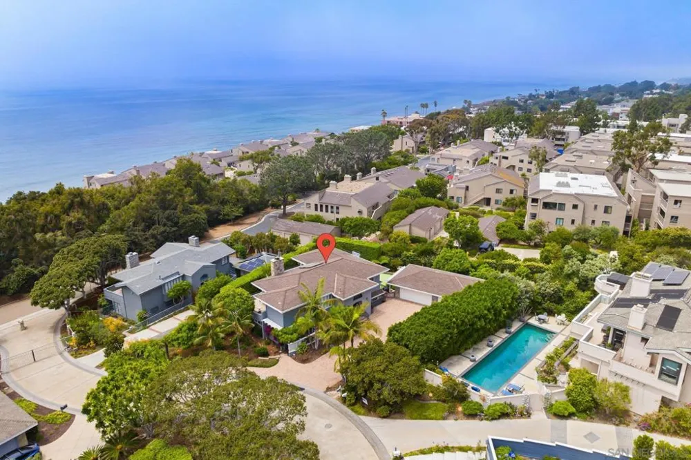 226 Stratford Park Cir Del Mar, CA 92014