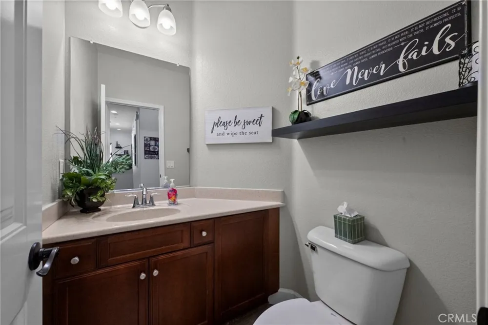 15255 Wild Wood Fontana, CA 92336