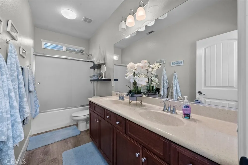 15255 Wild Wood Fontana, CA 92336