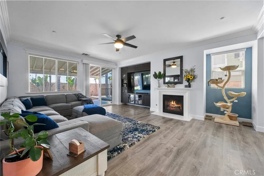 15255 Wild Wood Fontana, CA 92336
