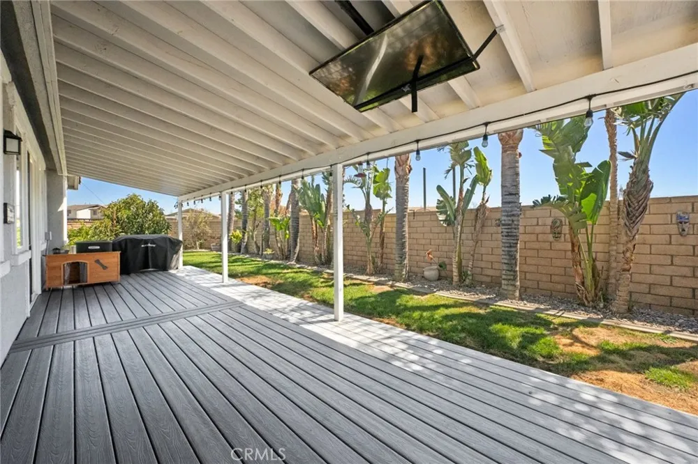 15255 Wild Wood Fontana, CA 92336