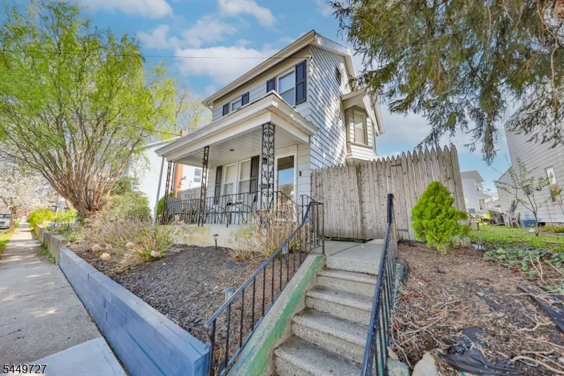 389 Grant St Phillipsburg Town, NJ 08865